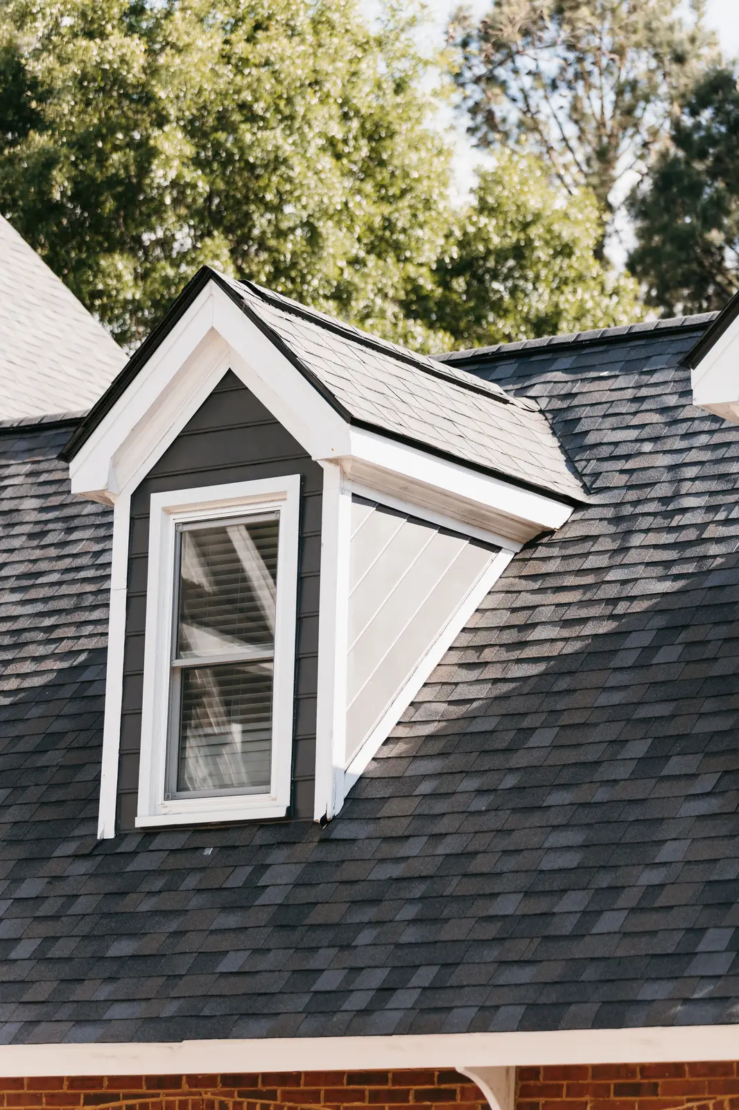 Architectural shingle roof replacement on a Smyrna, GA family home