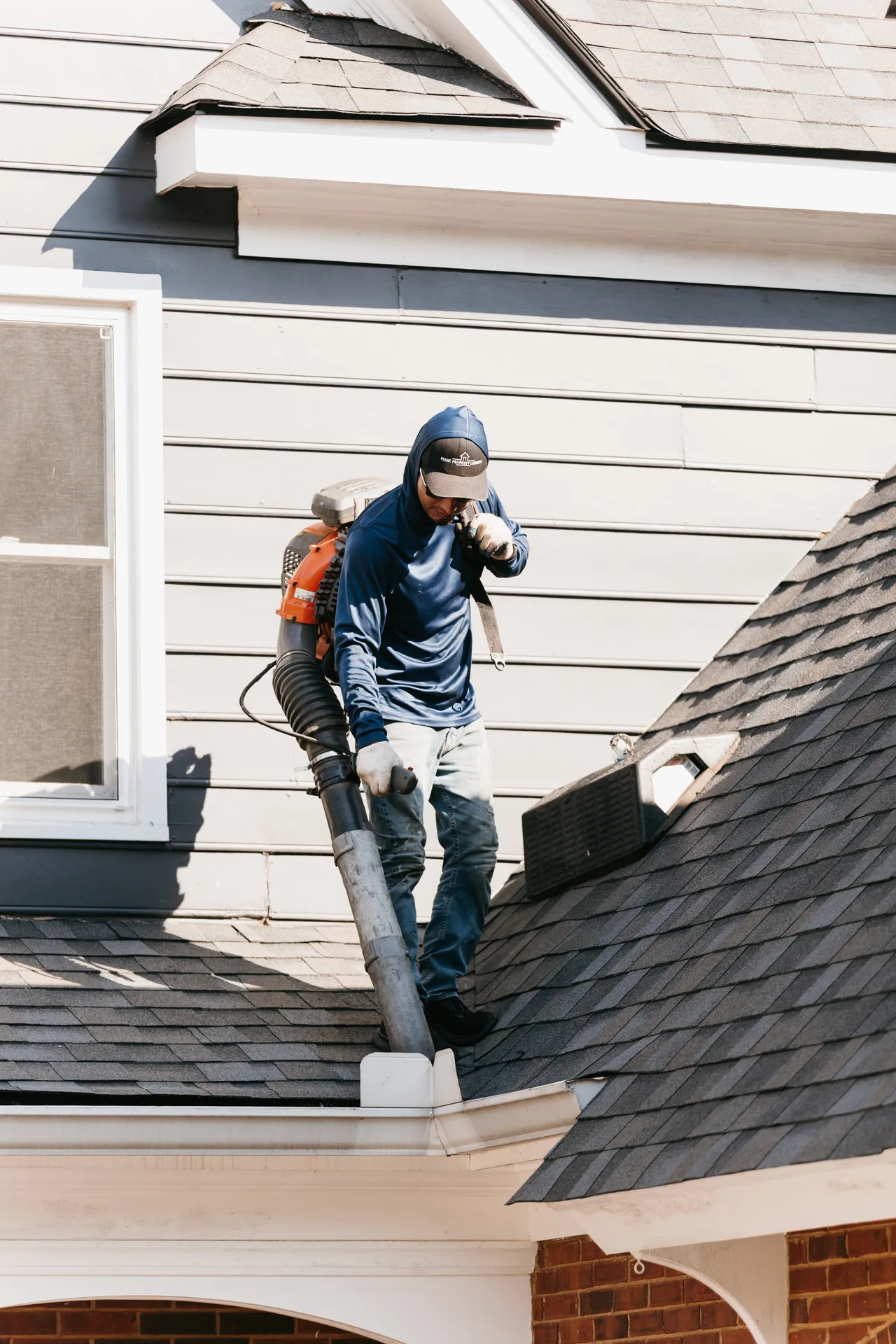 Standing seam metal roofing for low-slope buildings in Atlanta with concealed fasteners